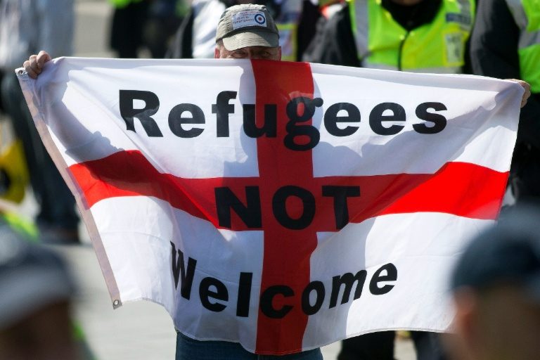Refugees_not_welcome_curvemag
