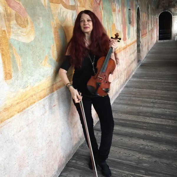 Rock Violinist Scarlet Rivera