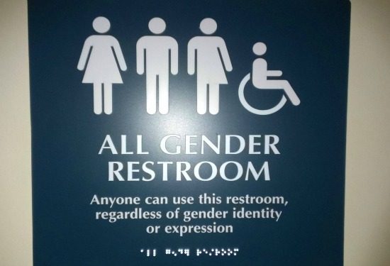 all_gender_bathroom_curvemag
