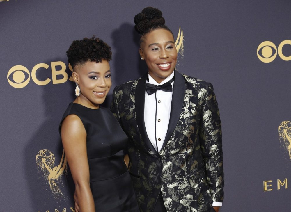 LENA WITH HER GIRLFRIEND AT THE EMMY AWARDS 2017