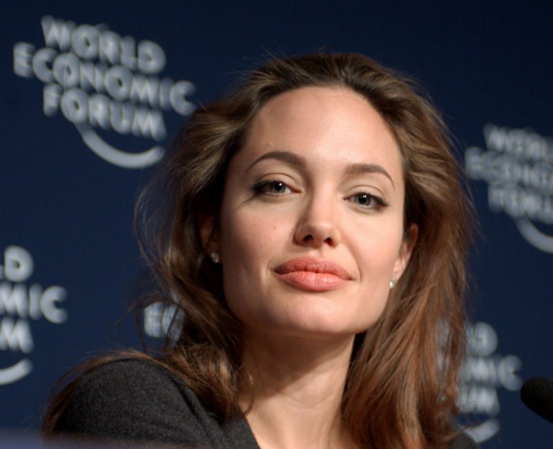 Angeline Jolie