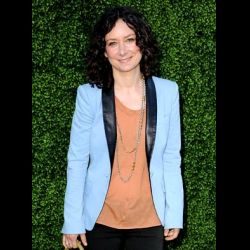 Sara Gilbert